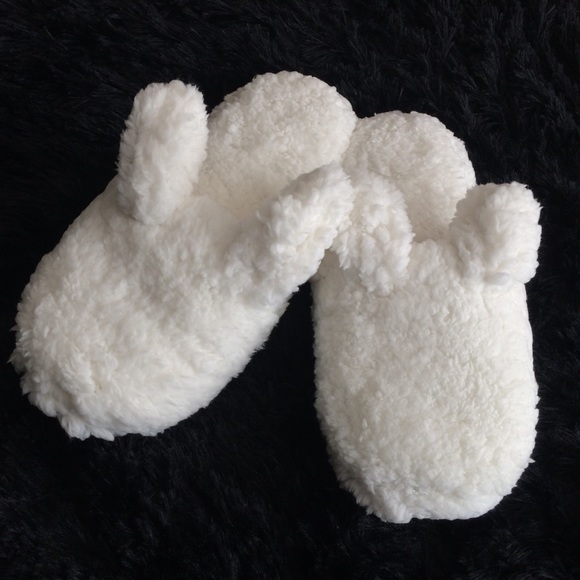 Sherpa Bunny 🐰 Slippers - Picture 2 of 4